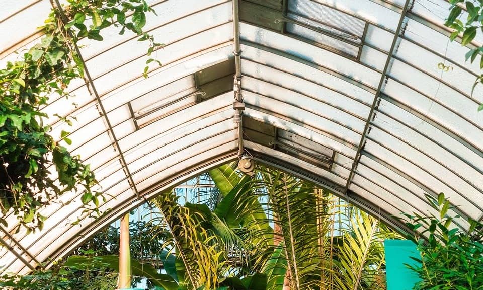 Mengenal Atap Polycarbonate dan Keunggulannya